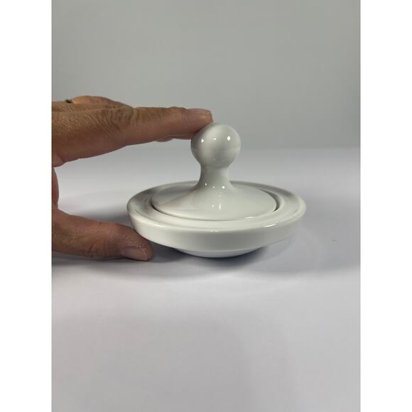 Flying Saucer Porcelain Mortar and Pestle, Small 3” tall x 4” width - Picture 7 of 8